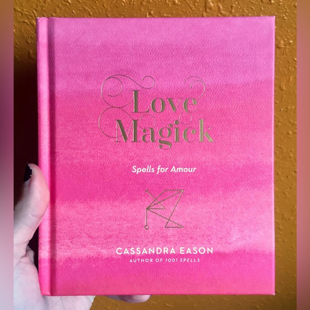 Love Magic Spells for Amour Gift Book (NWT)